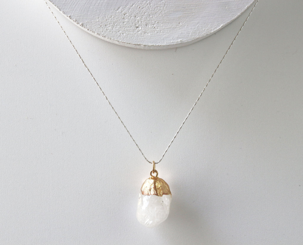 Gold Quartz Drop